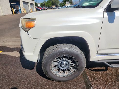 Used 2012 Toyota 4Runner Limited AWD/4WD image 6