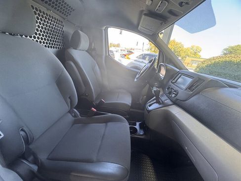 Used 2020 Nissan NV200 SV image 14