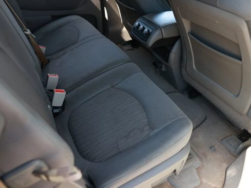 Used 2017 Chevrolet Traverse LS AWD/4WD image 23