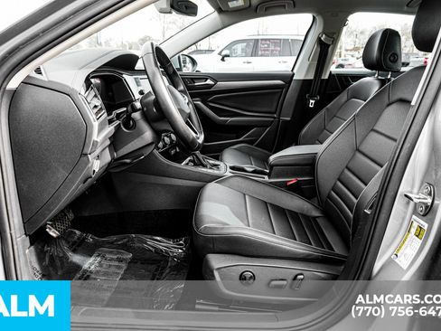 Used 2024 Volkswagen Jetta SE FWD image 22