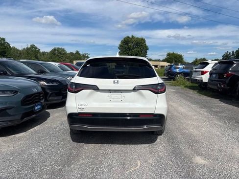 Used 2024 Honda HR-V EX-L image 5