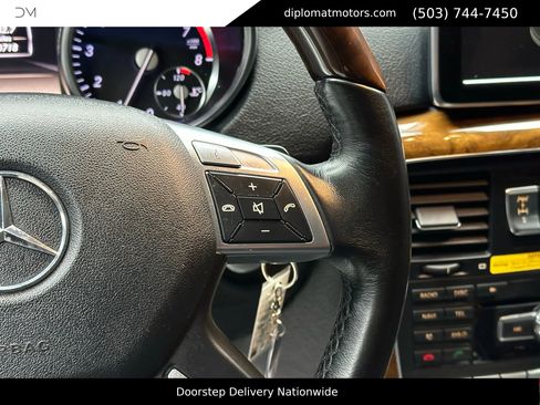 Used 2013 Mercedes-Benz G 550 image 33