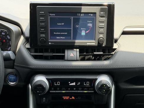 Used 2021 Toyota RAV4 XLE w/ Convenience Package AWD/4WD image 17