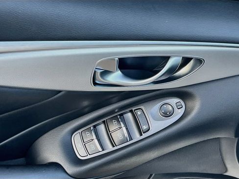 Used 2021 INFINITI Q50 Luxe w/ Cargo Package RWD image 17