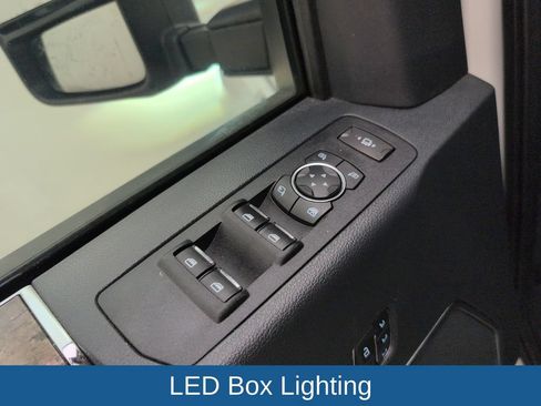 Used 2022 Ford F250 Lariat w/ Black Appearance Package AWD/4WD image 34