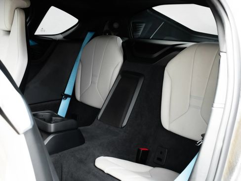 Used 2015 BMW i8 AWD/4WD image 16