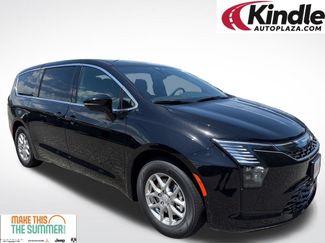 New 2027 Chrysler Pacifica Select FWD 360° Tour