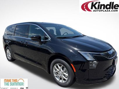 New 2027 Chrysler Pacifica Select