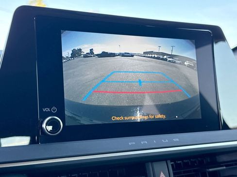 Used 2024 Toyota Prius Limited image 21