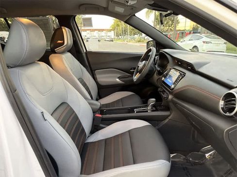 Used 2023 Nissan Kicks SR w/ SR Premium Package image 34