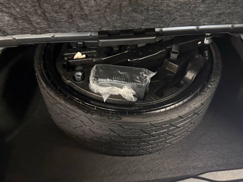 Used 2024 Mercedes-Benz GLS 63 AMG 4MATIC image 56