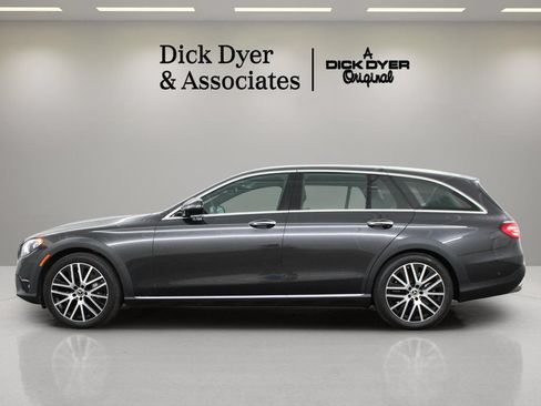 Used 2023 Mercedes-Benz E 450 4MATIC All-Terrain Wagon image 15