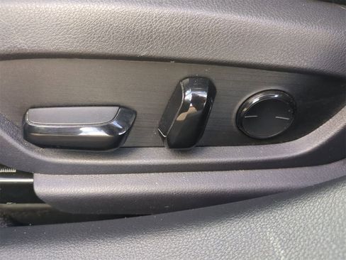 Used 2020 Lexus ES 350 w/ Premium Package image 18