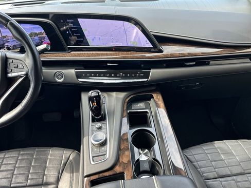 Used 2023 Cadillac Escalade ESV Premium Luxury Platinum w/ LPO, Radiant Package image 15