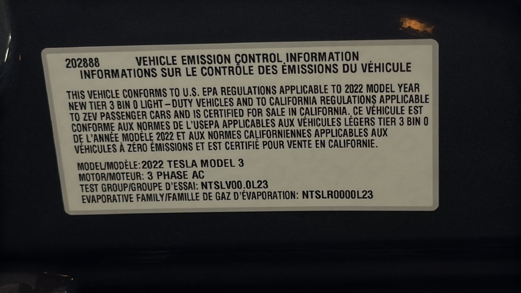 Used 2022 Tesla Model 3 Long Range AWD/4WD image 57