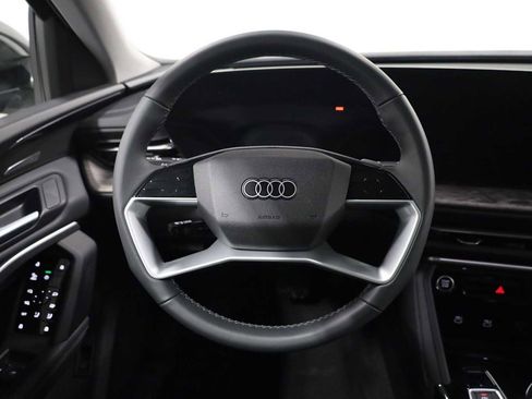 Certified 2025 Audi Q5 Prestige image 23