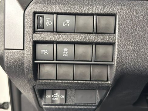 Certified 2026 Toyota Tacoma SR5 AWD/4WD image 28