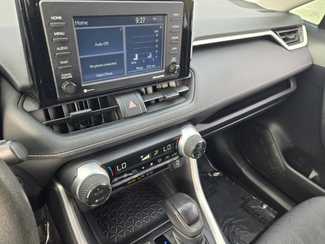 Used 2021 Toyota RAV4 XLE w/ Convenience Package FWD image 22