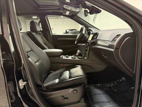 Used 2020 Jeep Grand Cherokee Limited AWD/4WD image 64