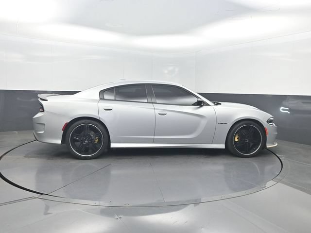 Used 2022 Dodge Charger R/T w/ Blacktop Package RWD image 39
