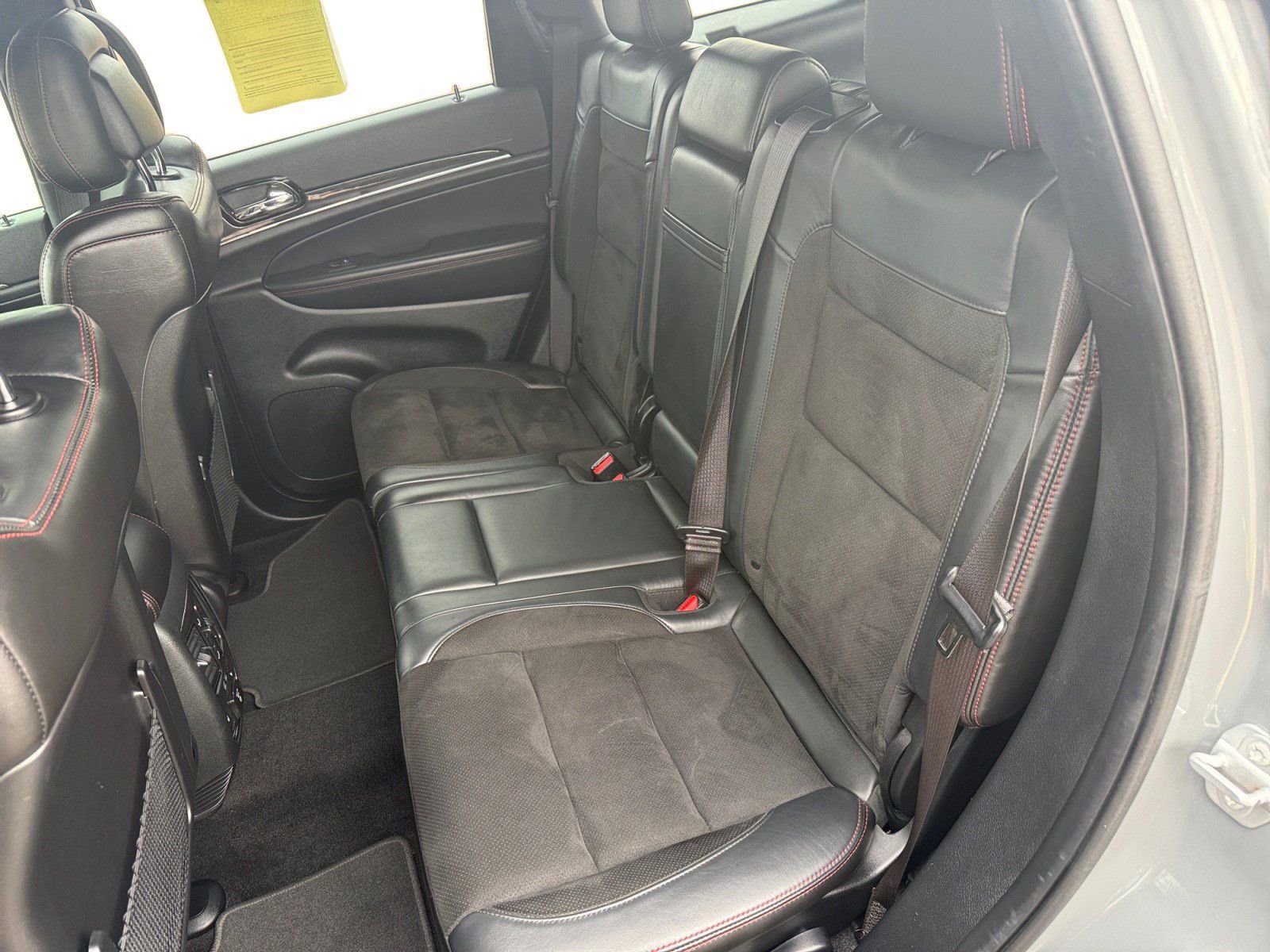 Used 2021 Jeep Grand Cherokee Trailhawk AWD/4WD image 13