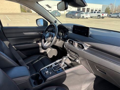 Used 2025 MAZDA CX-5 Carbon Edition image 18