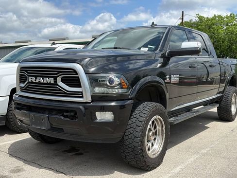 Used 2018 RAM 2500 Limited image 16