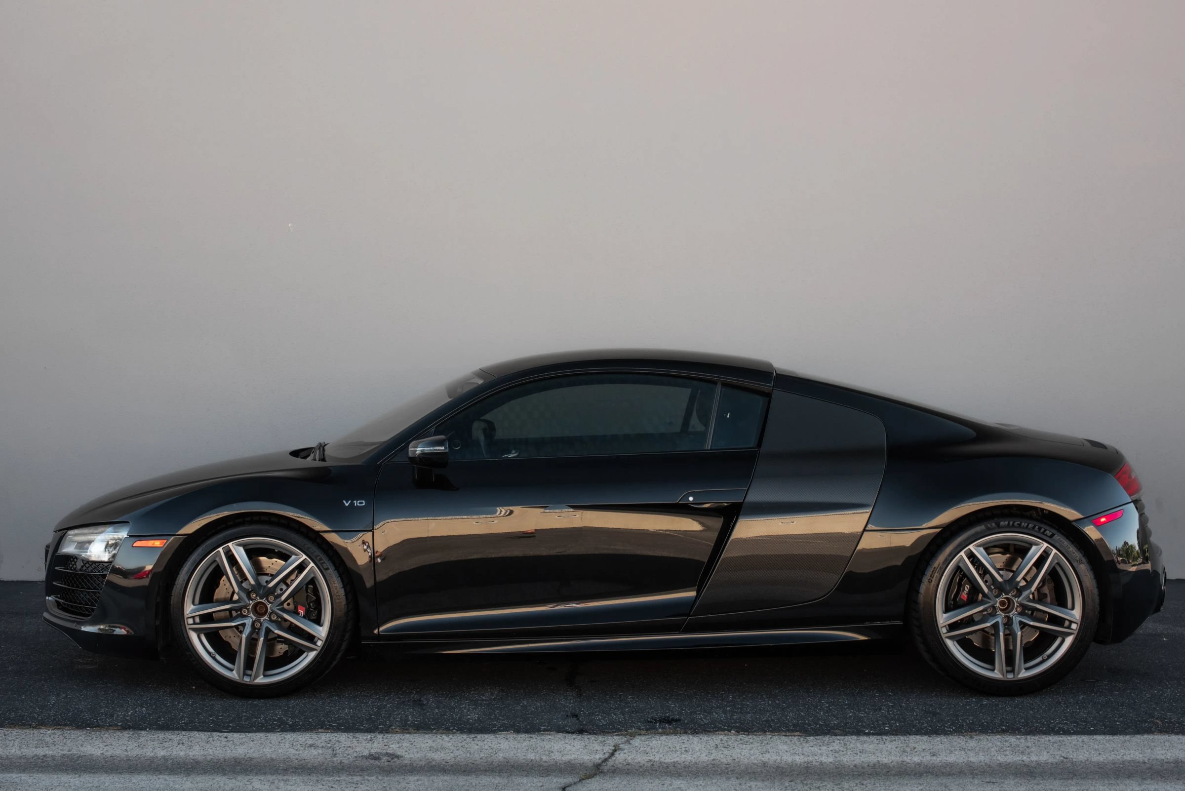 Used 2014 Audi R8 V10 AWD/4WD image 9