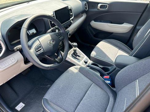 New 2026 Hyundai Venue SEL FWD image 13