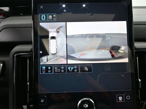 Used 2026 GMC Yukon XL AT4 Ultimate AWD/4WD image 13