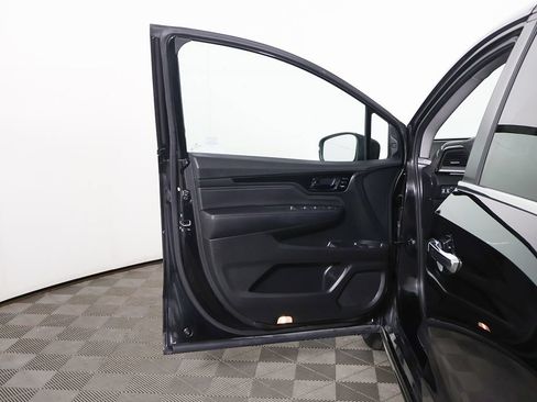 Used 2023 Honda Odyssey Touring image 23