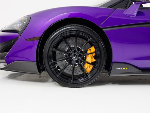 Used 2020 McLaren 600LT Spider RWD image 13