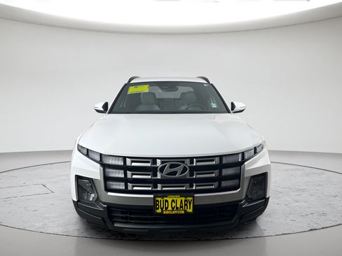 Used 2025 Hyundai Santa Cruz SEL FWD image 8