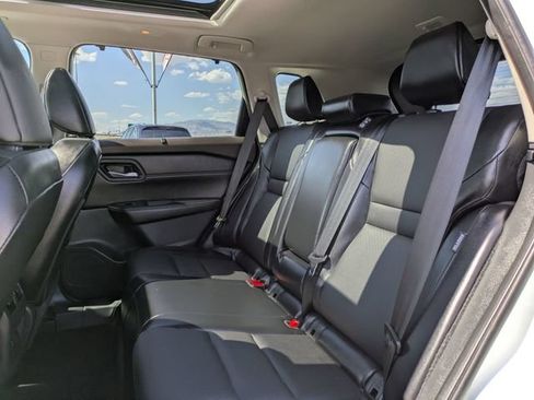 Certified 2023 Nissan Rogue SV w/ SV Premium B Package FWD image 15