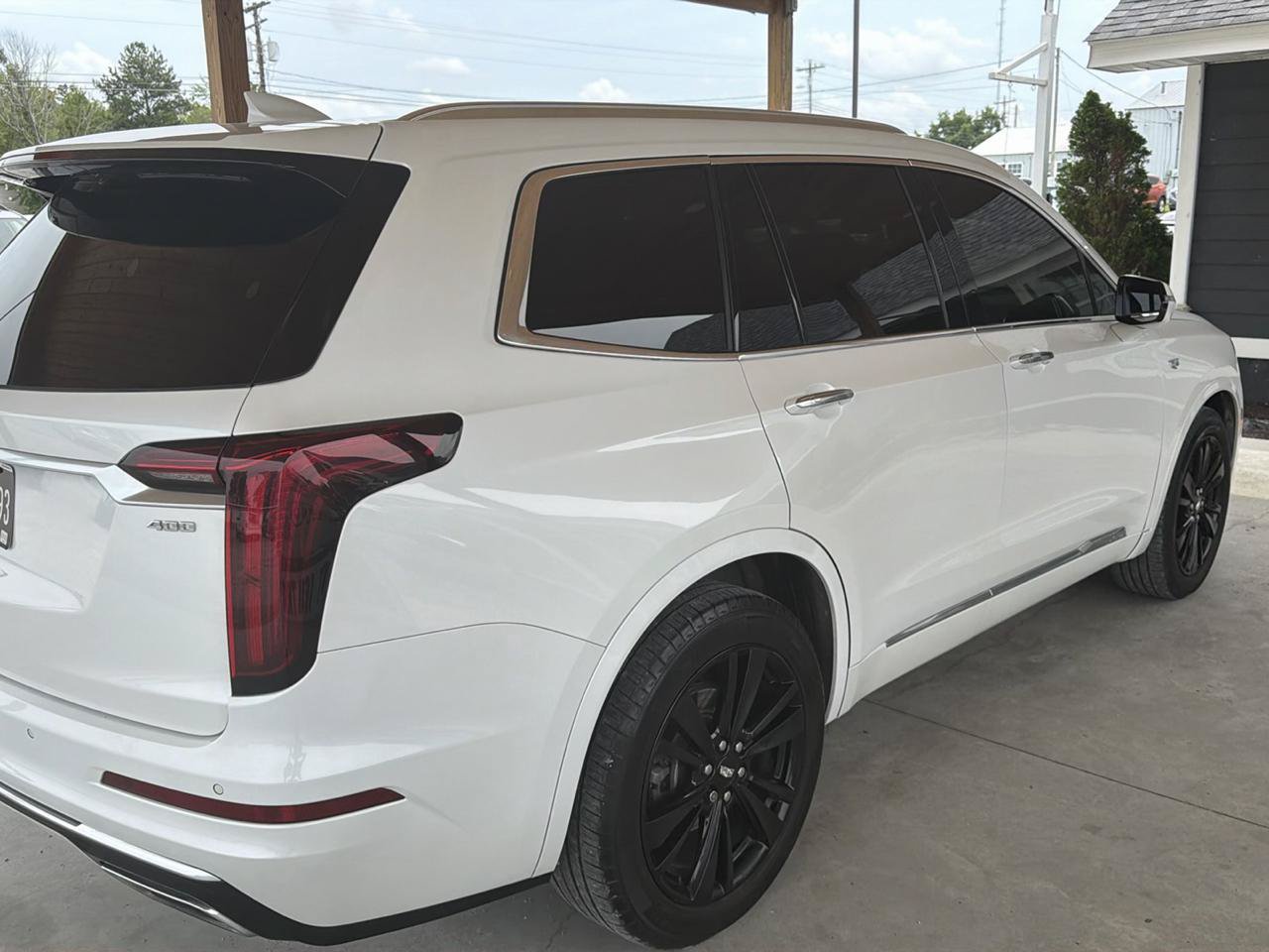 Used 2021 Cadillac XT6 Premium Luxury FWD image 6