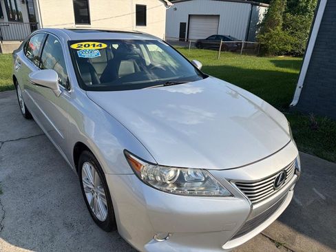 Used 2014 Lexus ES 350 w/ Premium Package FWD image 5