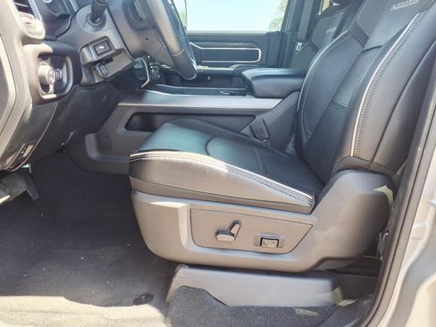 Used 2024 RAM 2500 Laramie w/ Night Edition image 21