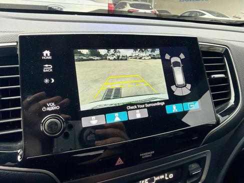 Used 2023 Honda Passport EX-L image 25