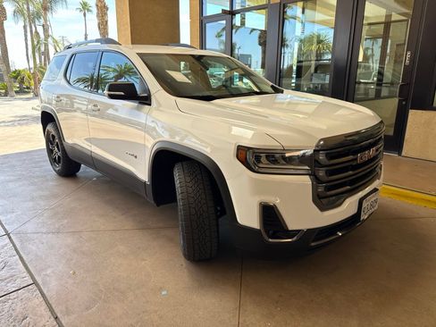 Used 2023 GMC Acadia AT4 AWD/4WD image 2