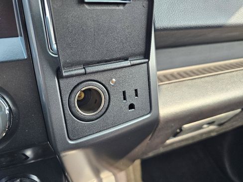 Used 2015 Ford F150 XLT w/ Equipment Group 302A Luxury AWD/4WD image 61