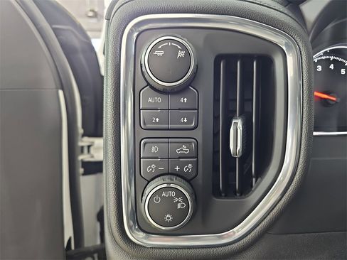 Certified 2019 Chevrolet Silverado 1500 LT Trail Boss image 29