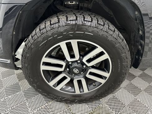 Used 2014 Toyota 4Runner Limited RWD image 12