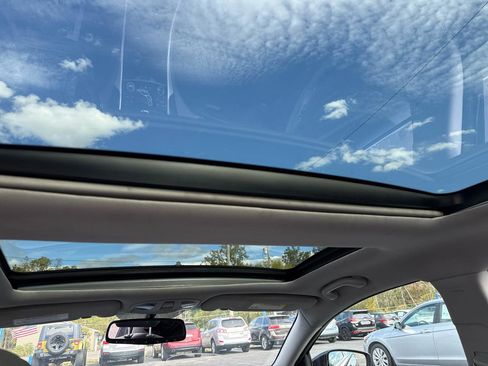 Used 2014 Hyundai Sonata Limited w/ Panoramic Sunroof Package 02 FWD image 14