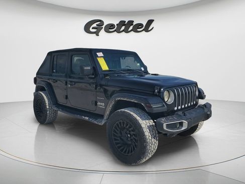 Used 2019 Jeep Wrangler Unlimited Sahara AWD/4WD image 3