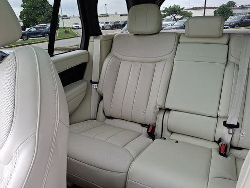 New 2027 Land Rover Range Rover SE AWD/4WD image 5
