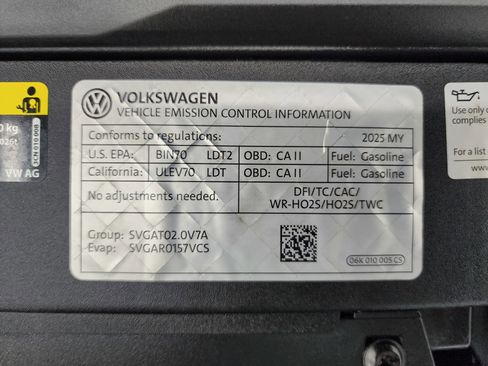 Used 2025 Volkswagen Atlas SE image 21