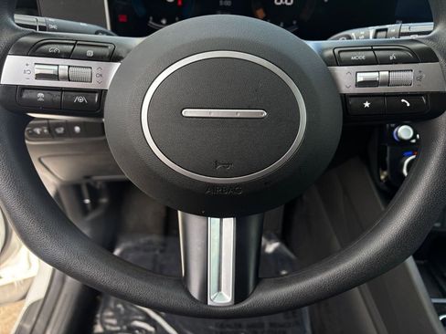 Used 2025 Hyundai Tucson SEL FWD image 31