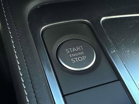 Certified 2025 INFINITI QX60 Pure w/ Cargo Package image 19