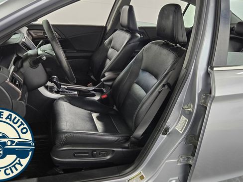 Used 2017 Honda Accord EX-L image 28