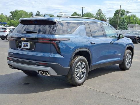 New 2026 Chevrolet Traverse LT w/ Driver Confidence Package FWD image 12